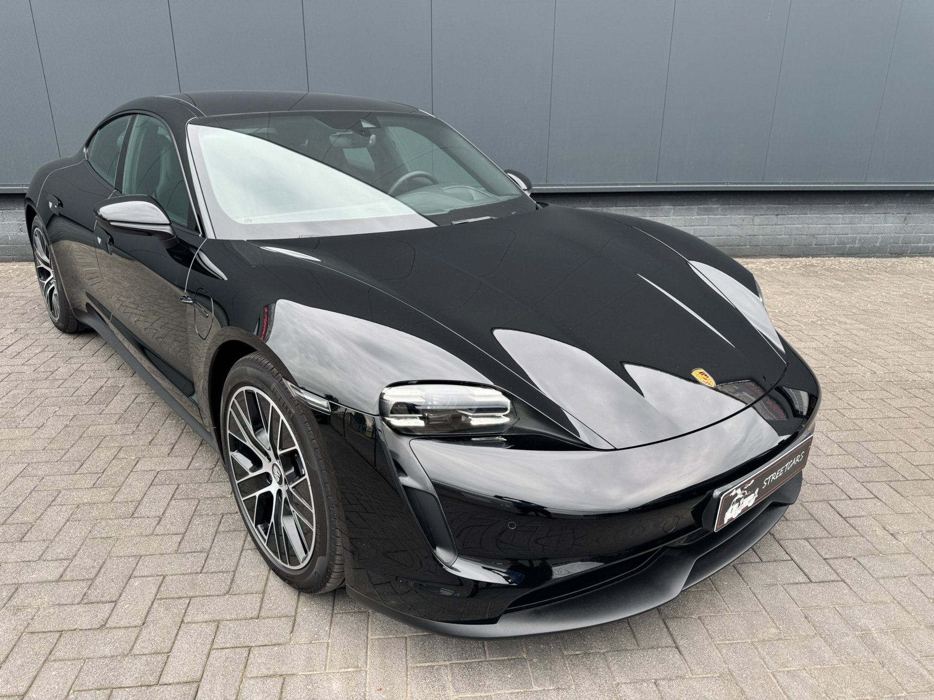 Foto van Porsche Taycan