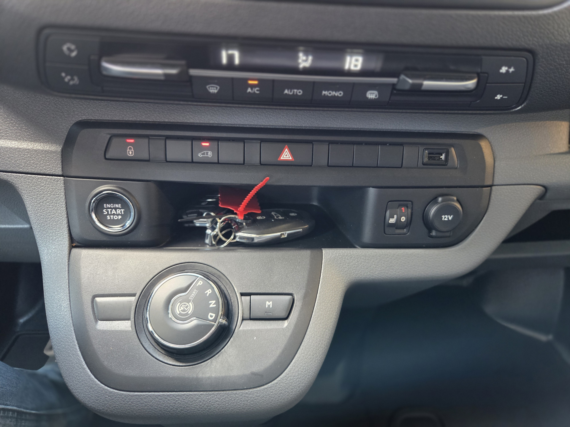 Foto van Opel Vivaro