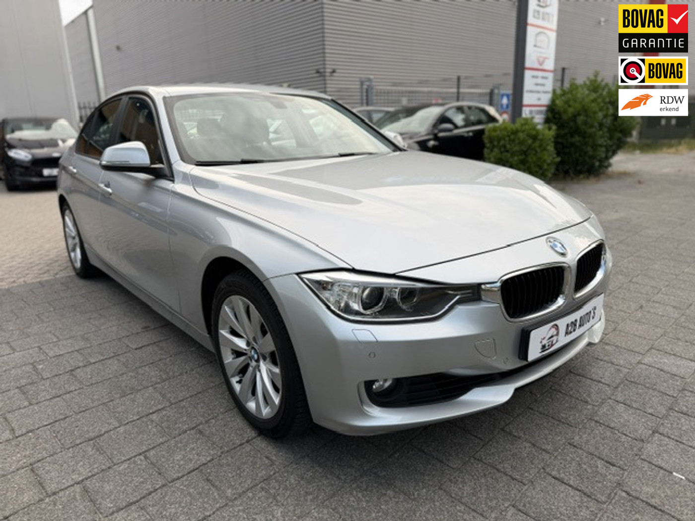BMW 3-serie 328i xDrive|Automaat|Airco|NAP 2013 - voorkant