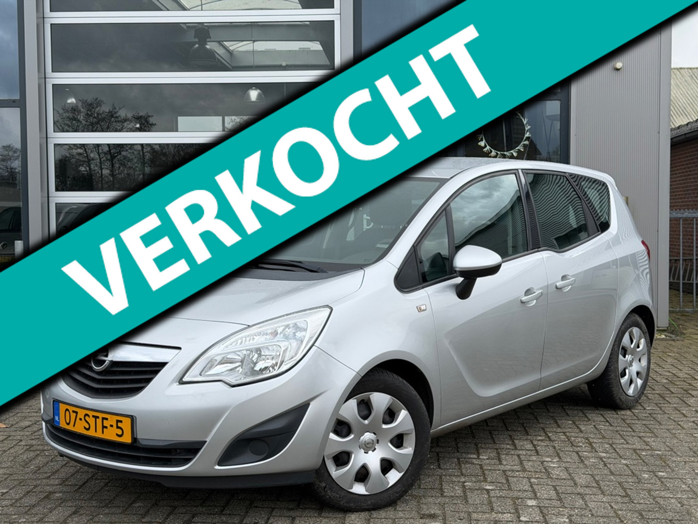 Opel Meriva 1.4 Turbo | Netjes | Opties 2011 - voorkant