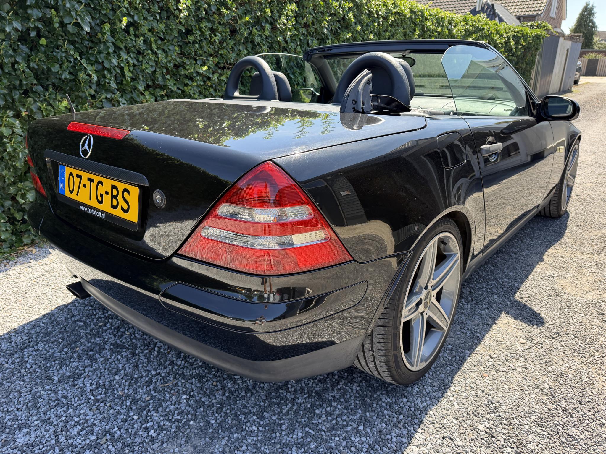Foto van Mercedes-Benz SLK 230 Kompressor
