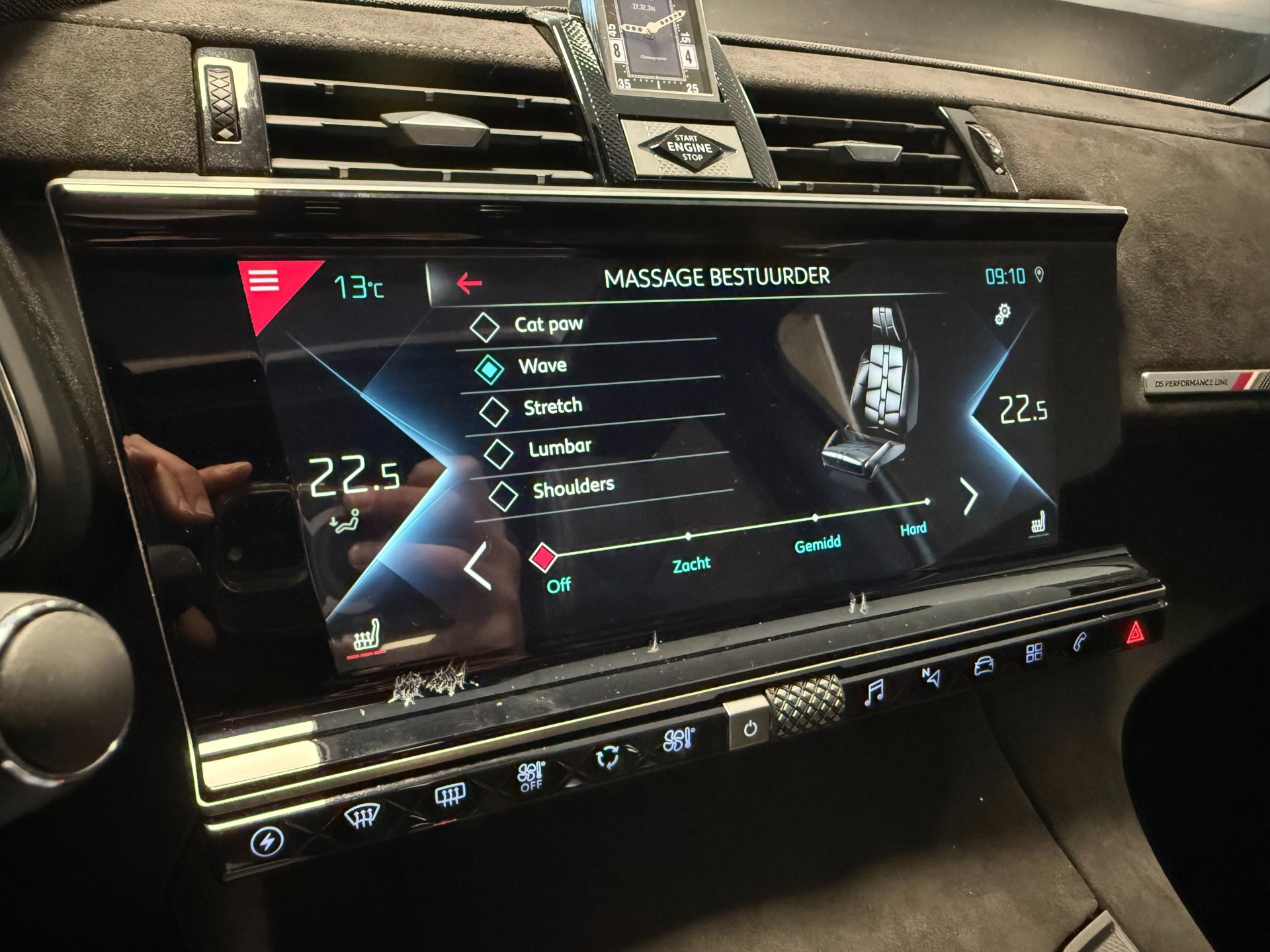Foto van DS DS 7 Crossback