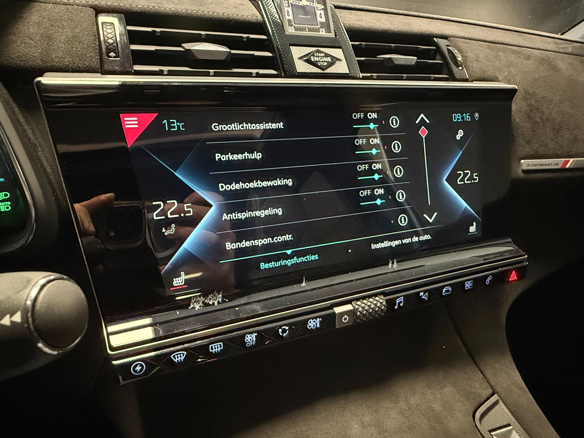 Foto van DS DS 7 Crossback