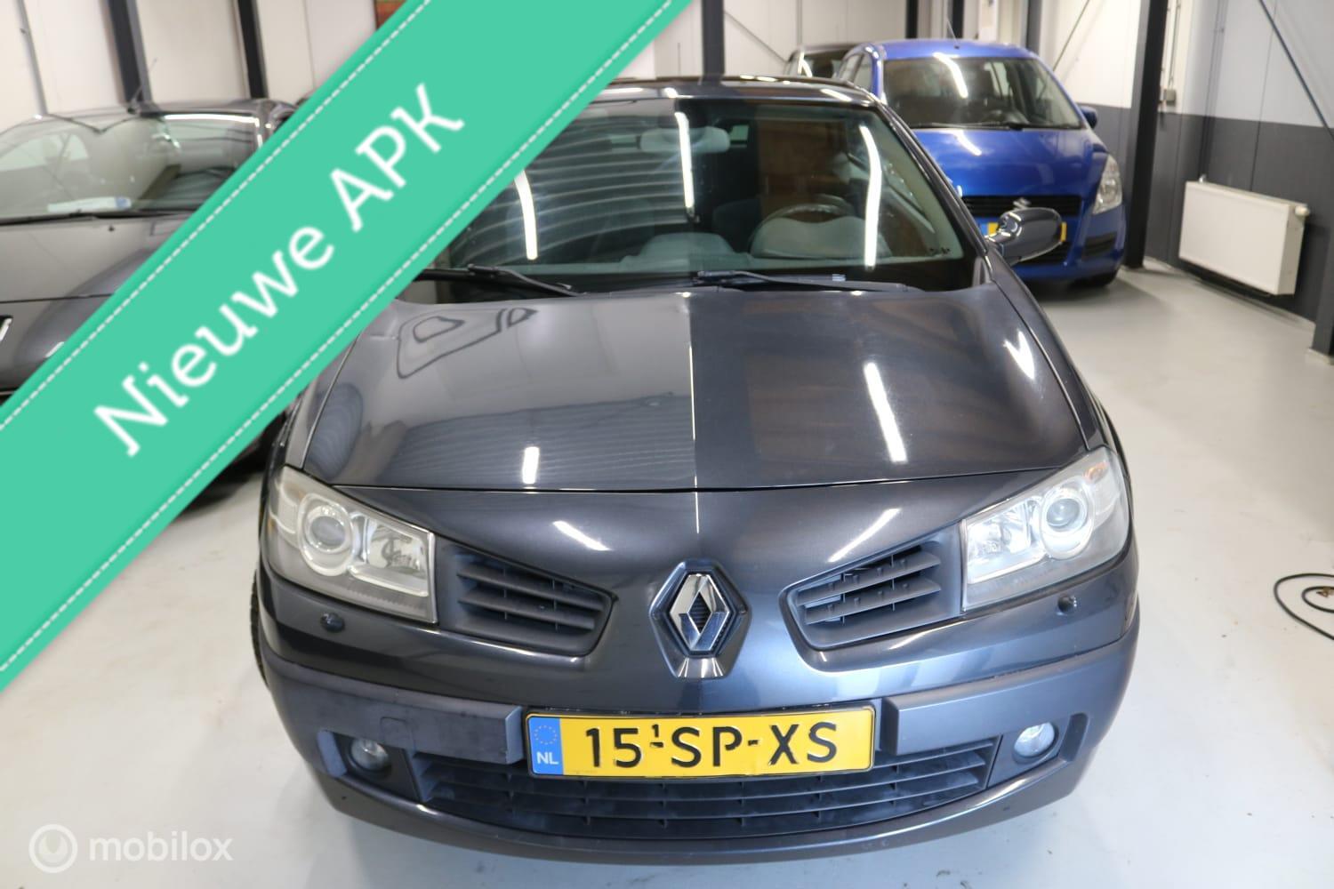 Renault Mégane Coupé-cabriolet 1.6-16V Tech Line 2006 - voorkant