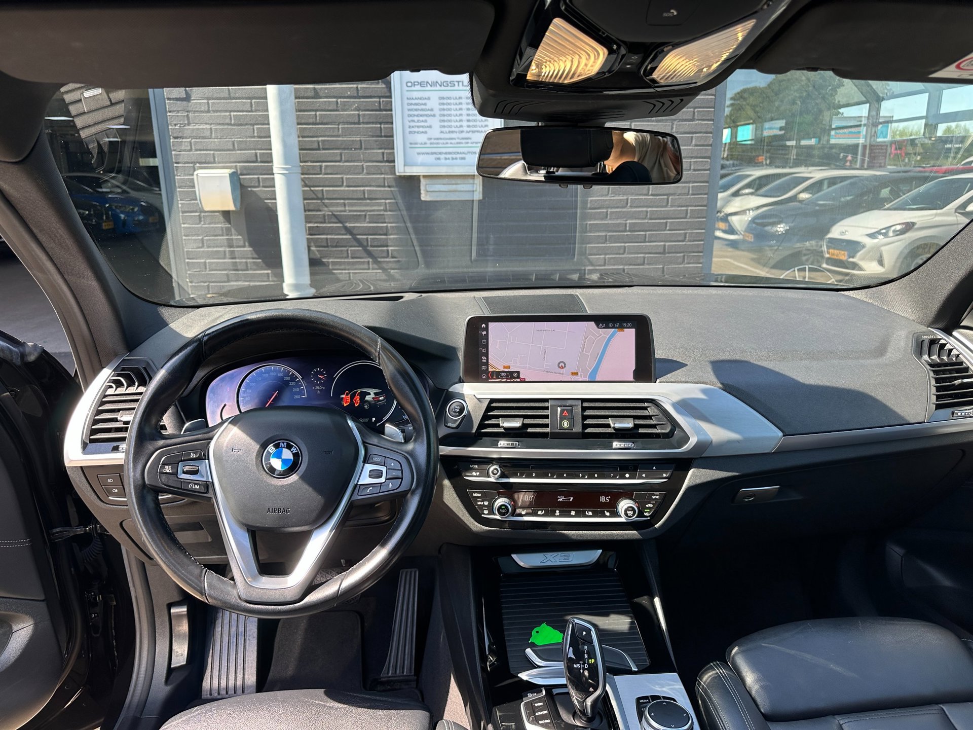 Foto van BMW X3 Xdrive20i