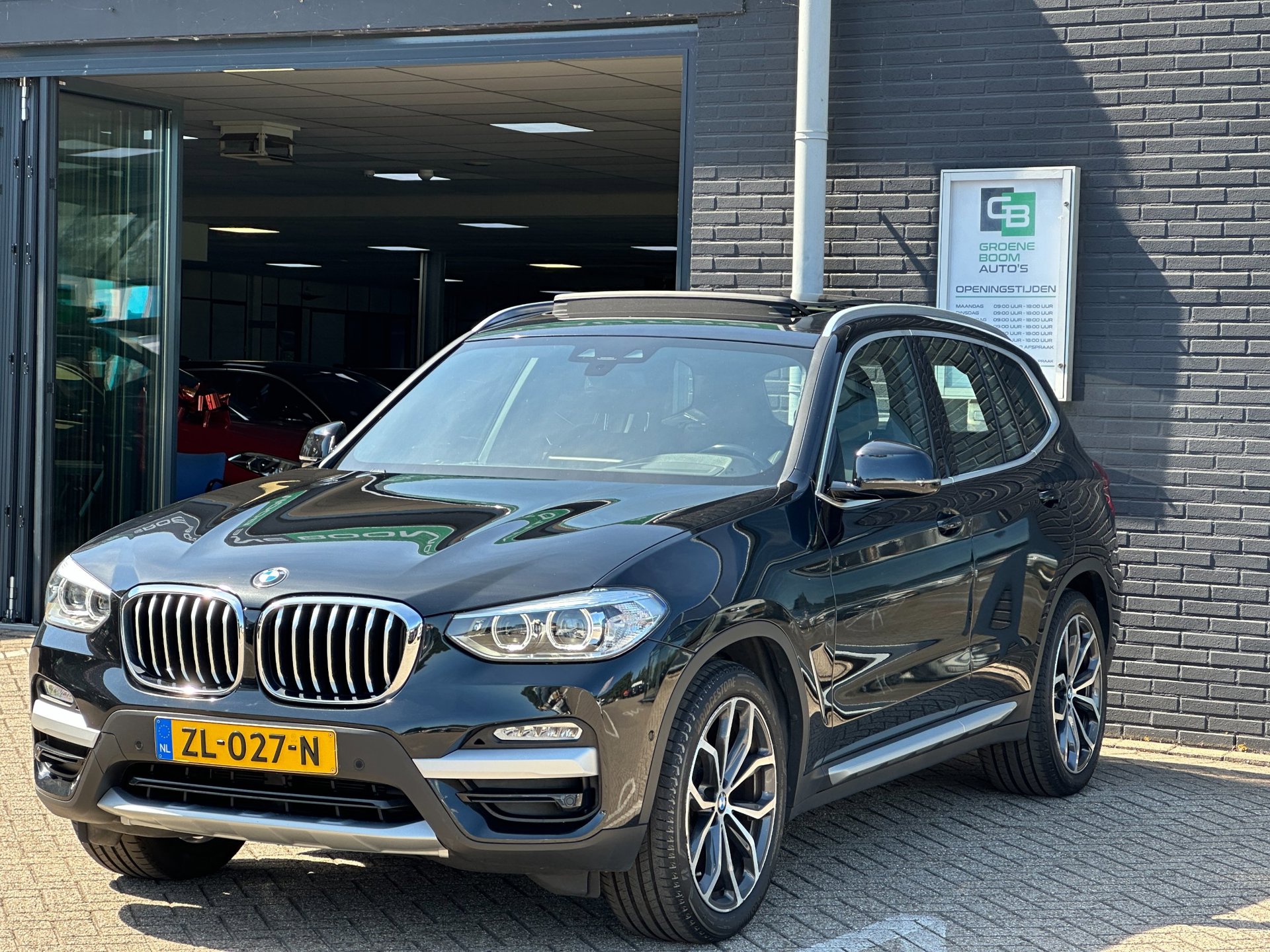 Foto van BMW X3 Xdrive20i