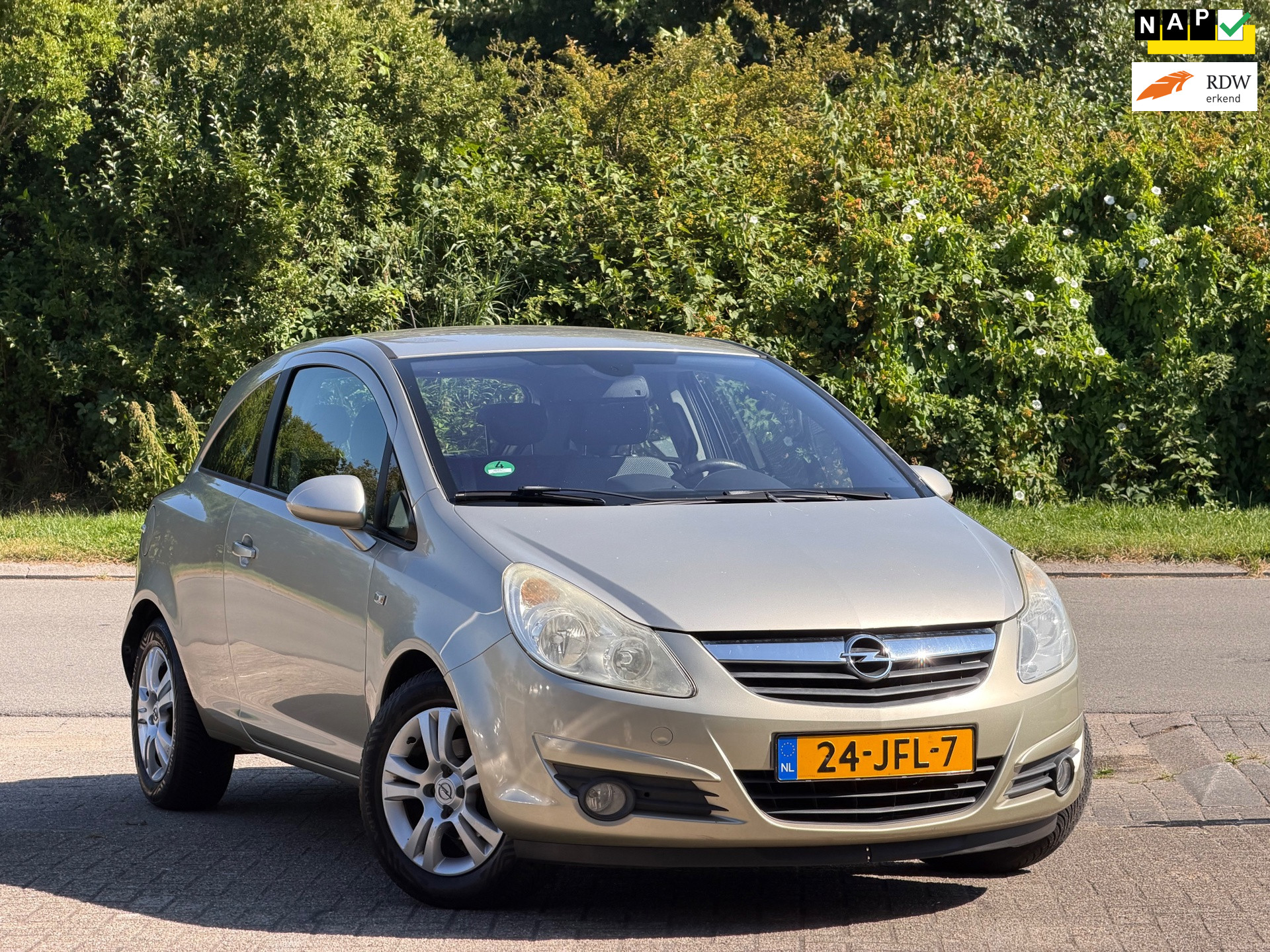 Opel Corsa 1.4-16V Cosmo..Stuur/stoel verwarming 2009 - voorkant