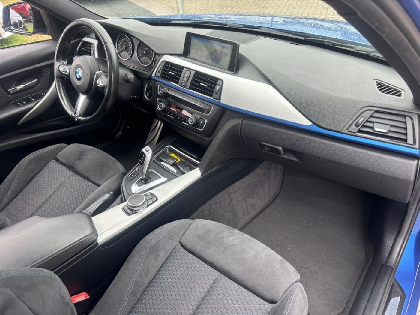 Foto van BMW 320i