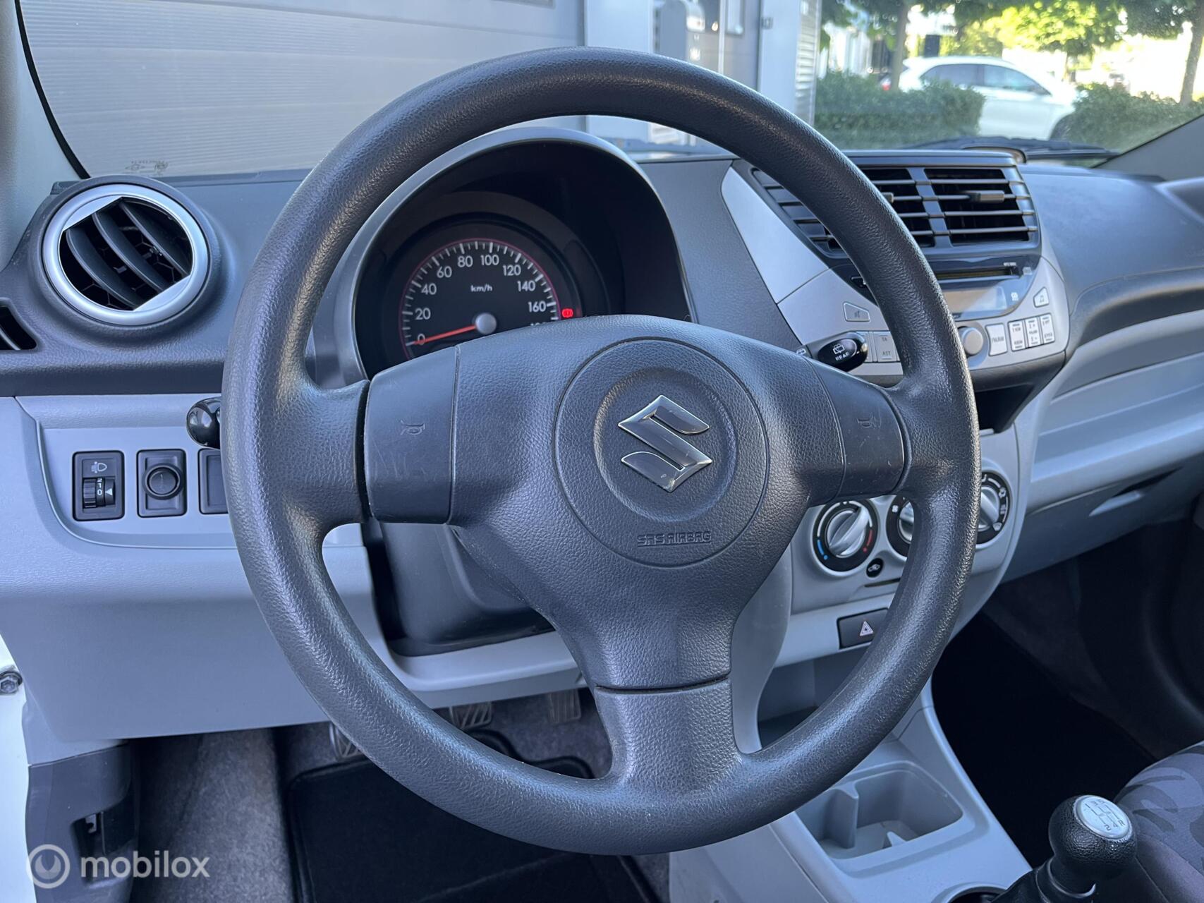Foto van Suzuki Alto