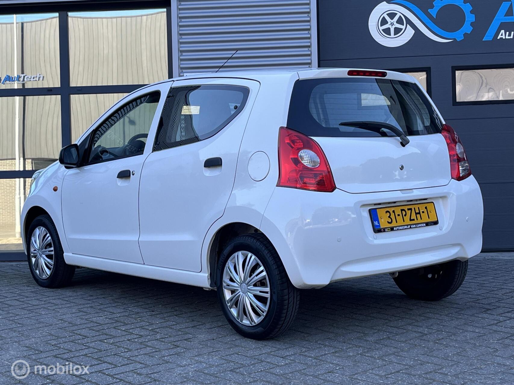 Foto van Suzuki Alto