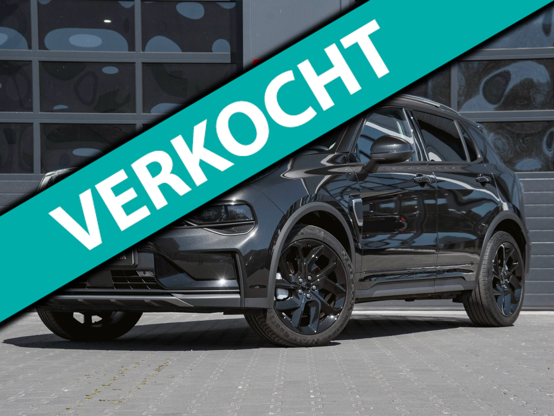 Lynk&co LYNK & Co 01 1.5 Black Edition Panoramadak|Camera|ACC|Stoelverwarming|Navi|Carplay 2022 - voorkant