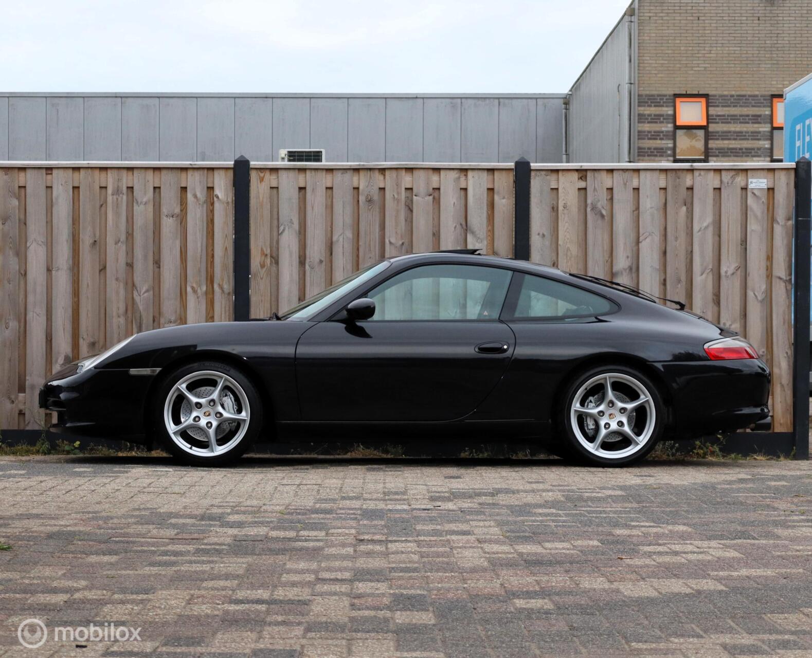 Foto van Porsche 911 Carrera