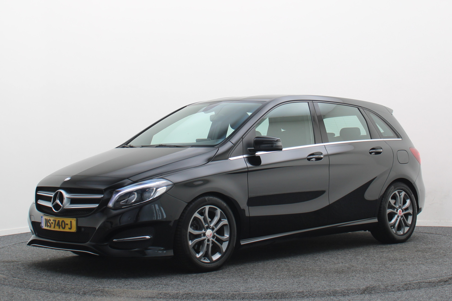 Foto van Mercedes-Benz B 180