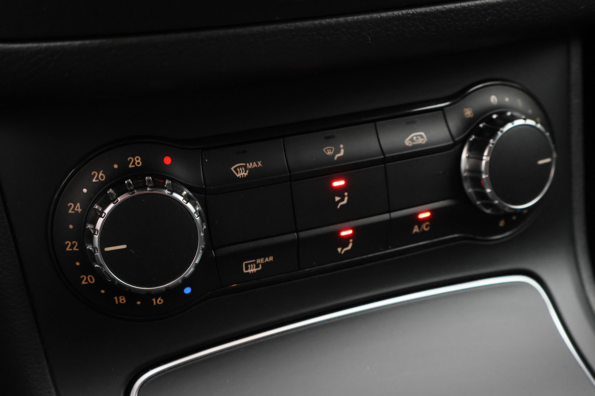 Foto van Mercedes-Benz B 180