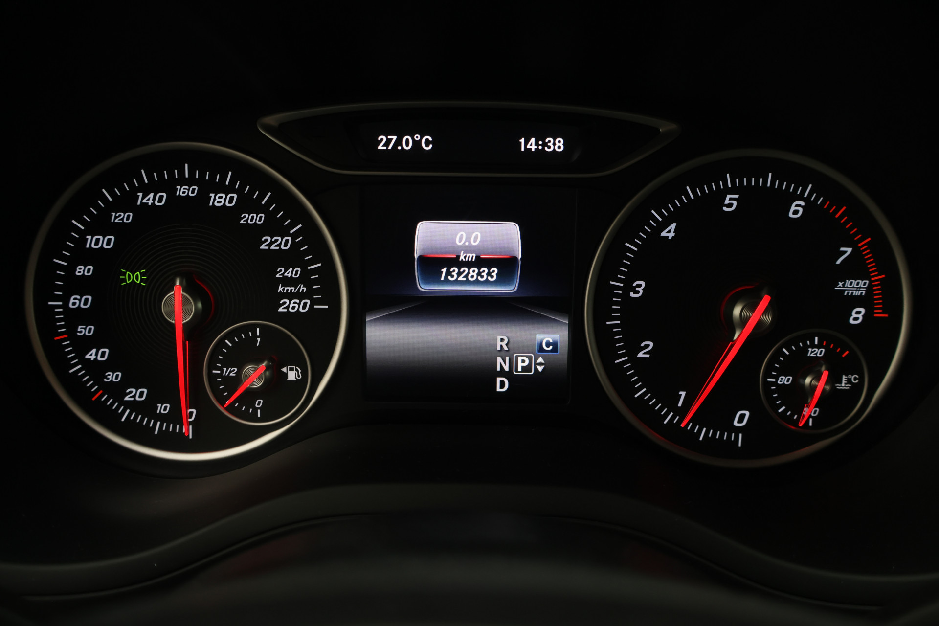 Foto van Mercedes-Benz B 180
