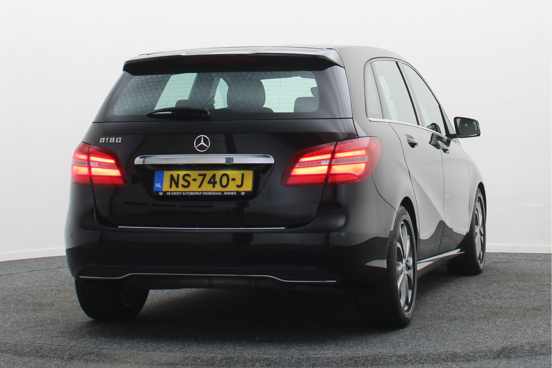 Foto van Mercedes-Benz B 180