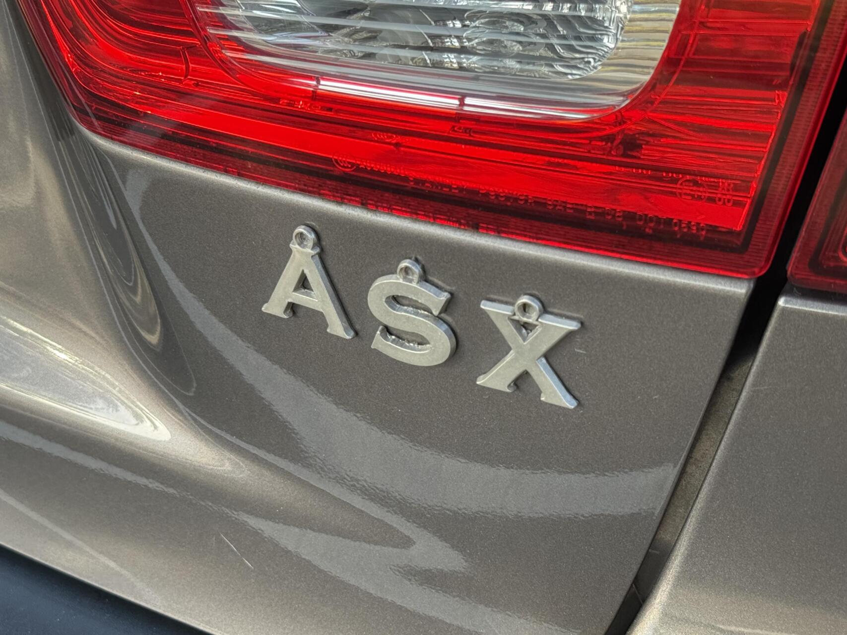 Foto van Mitsubishi Mitsubishi Asx