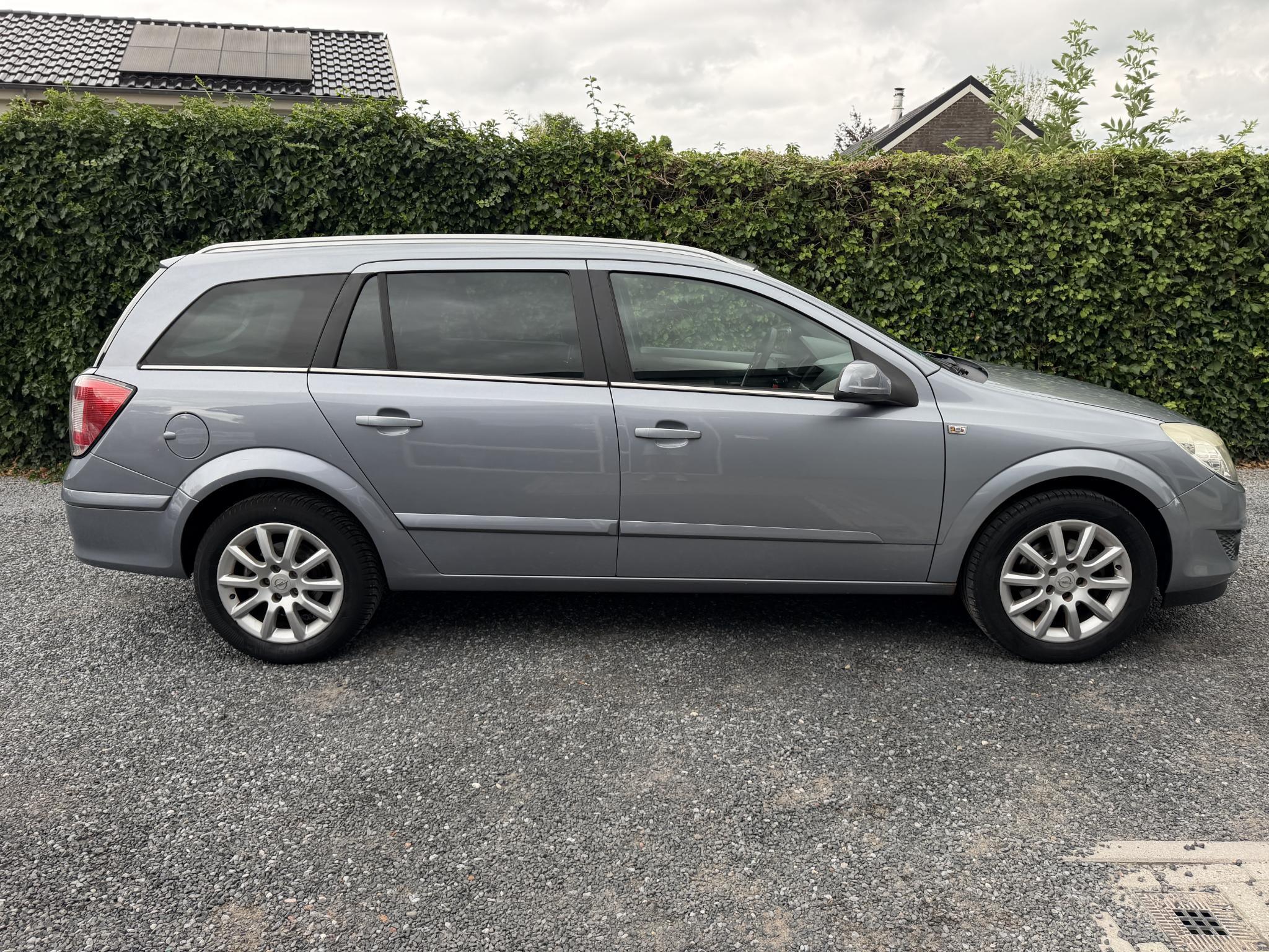 Foto van Opel Astra Station Wagon
