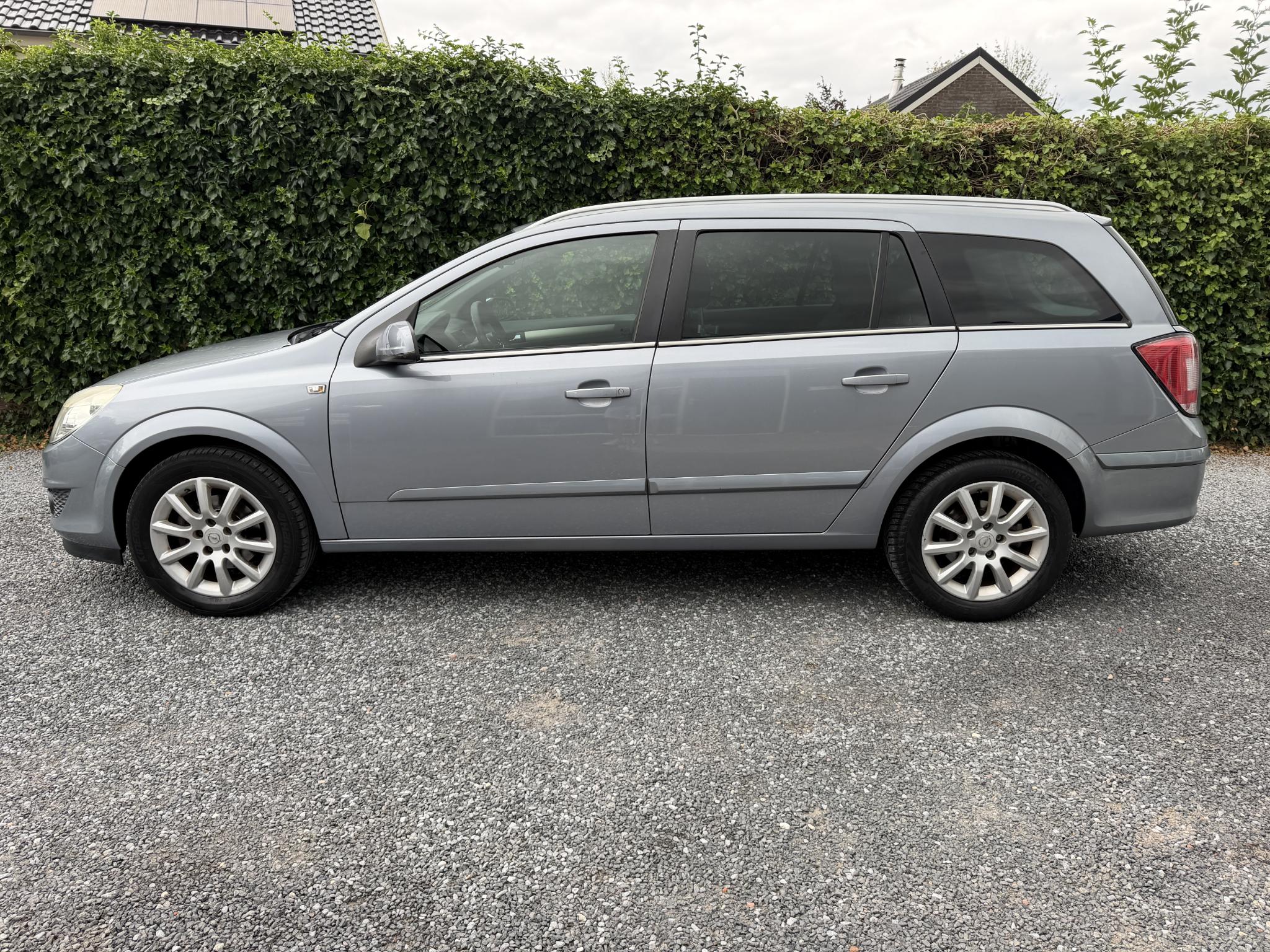 Foto van Opel Astra Station Wagon