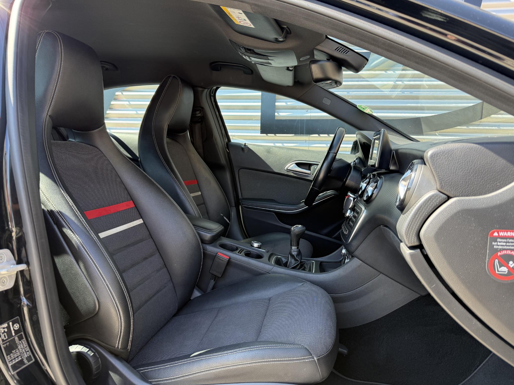 Foto van Mercedes-Benz A 180