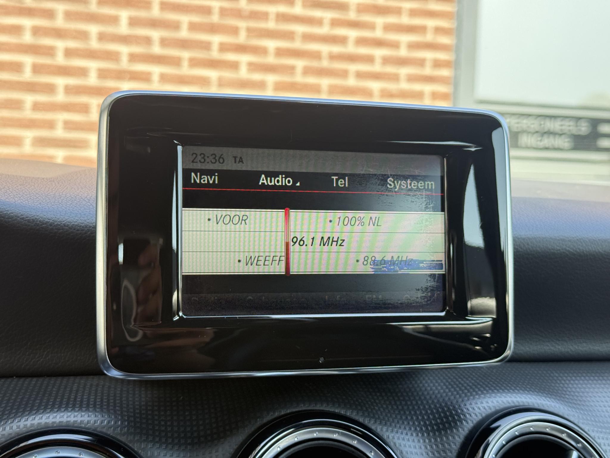 Foto van Mercedes-Benz A 180