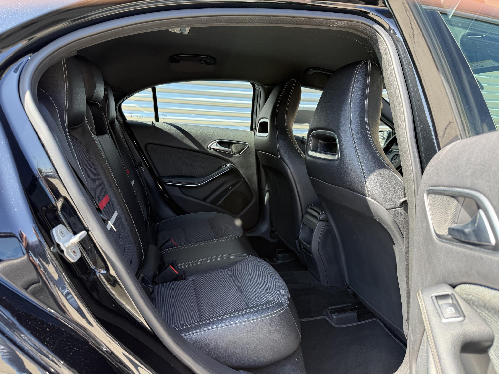 Foto van Mercedes-Benz A 180
