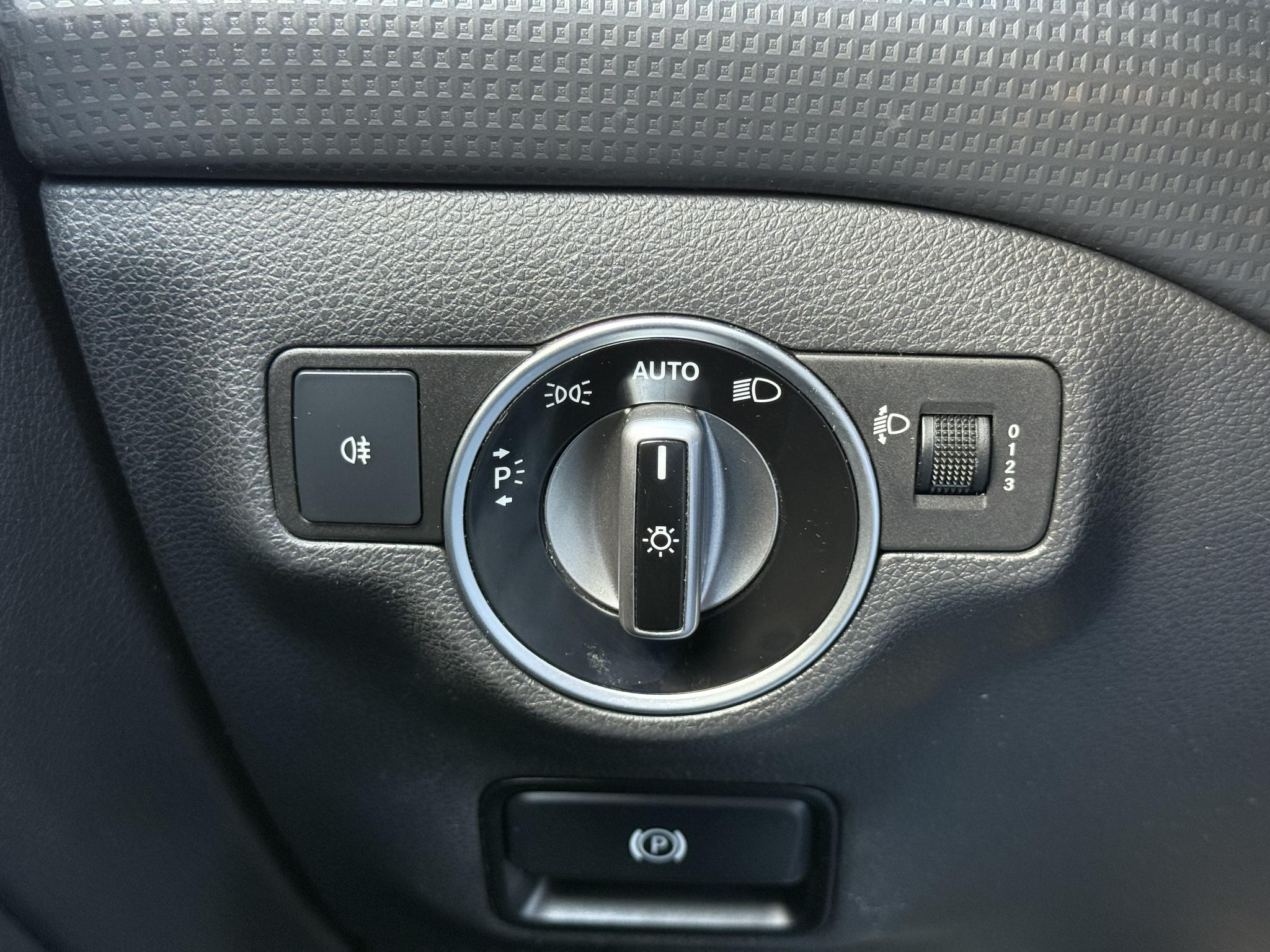 Foto van Mercedes-Benz A 180