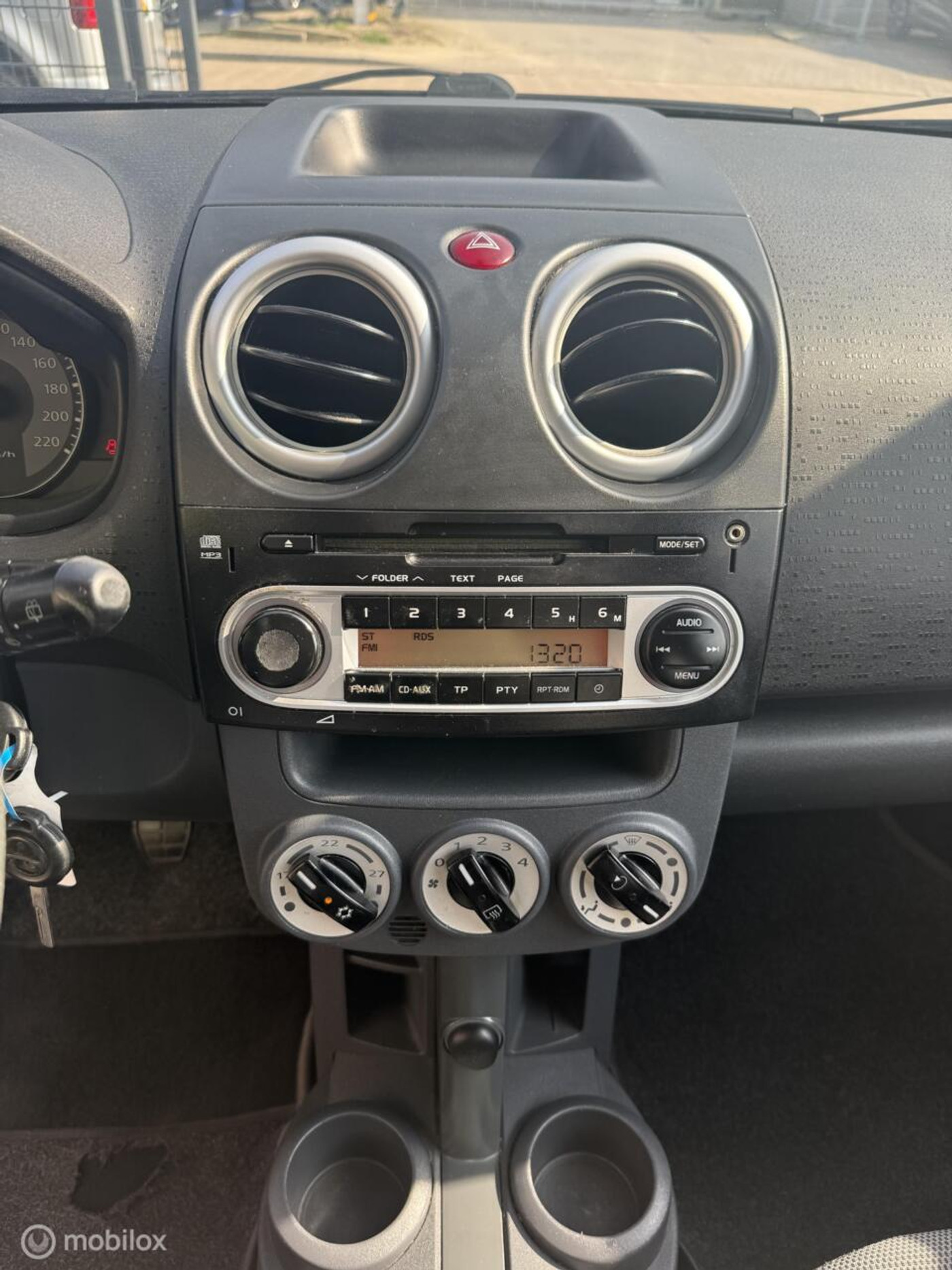 Foto van Mitsubishi Mitsubishi Colt