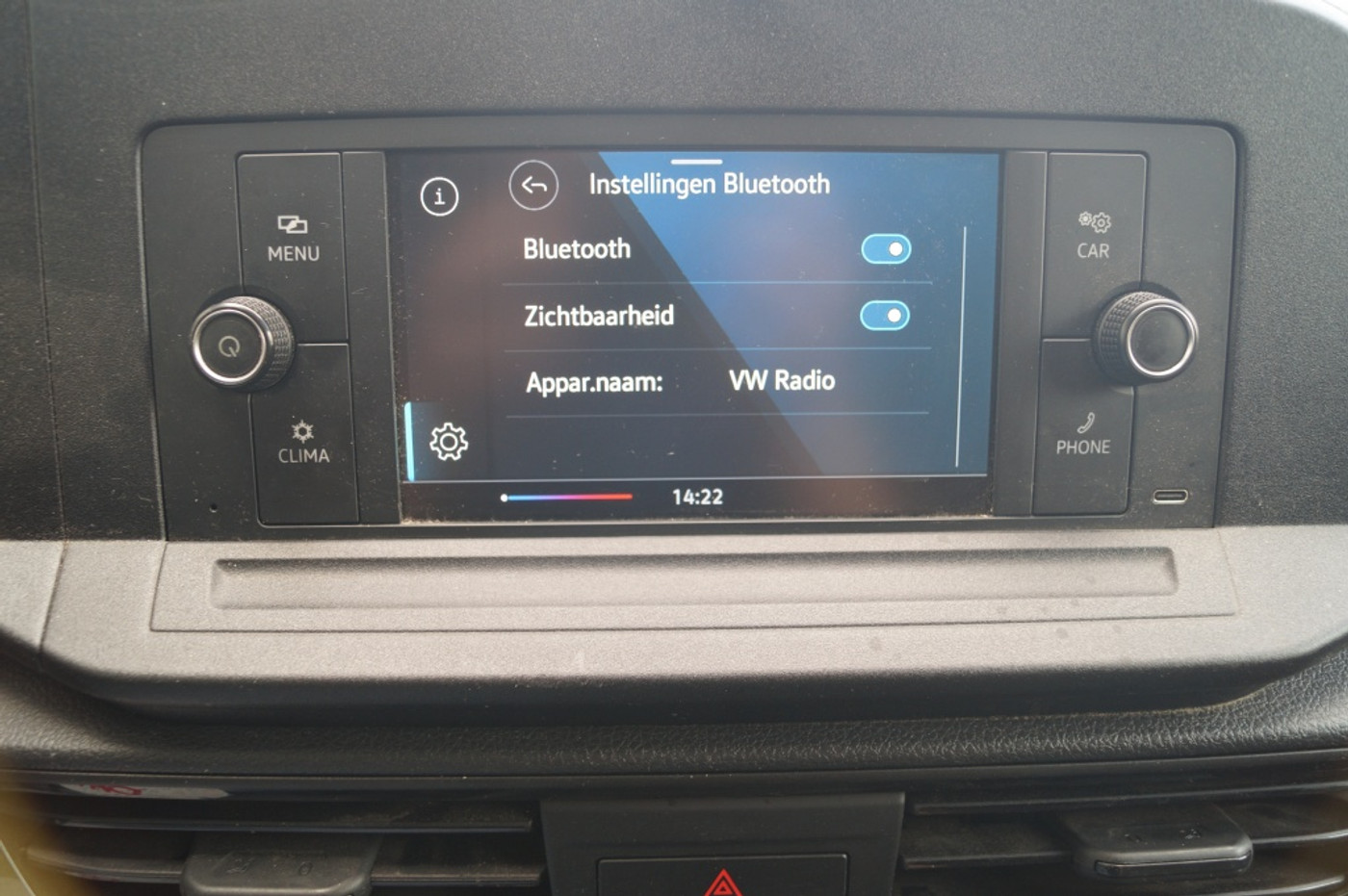 Foto van Volkswagen Caddy Modified Partition Wall