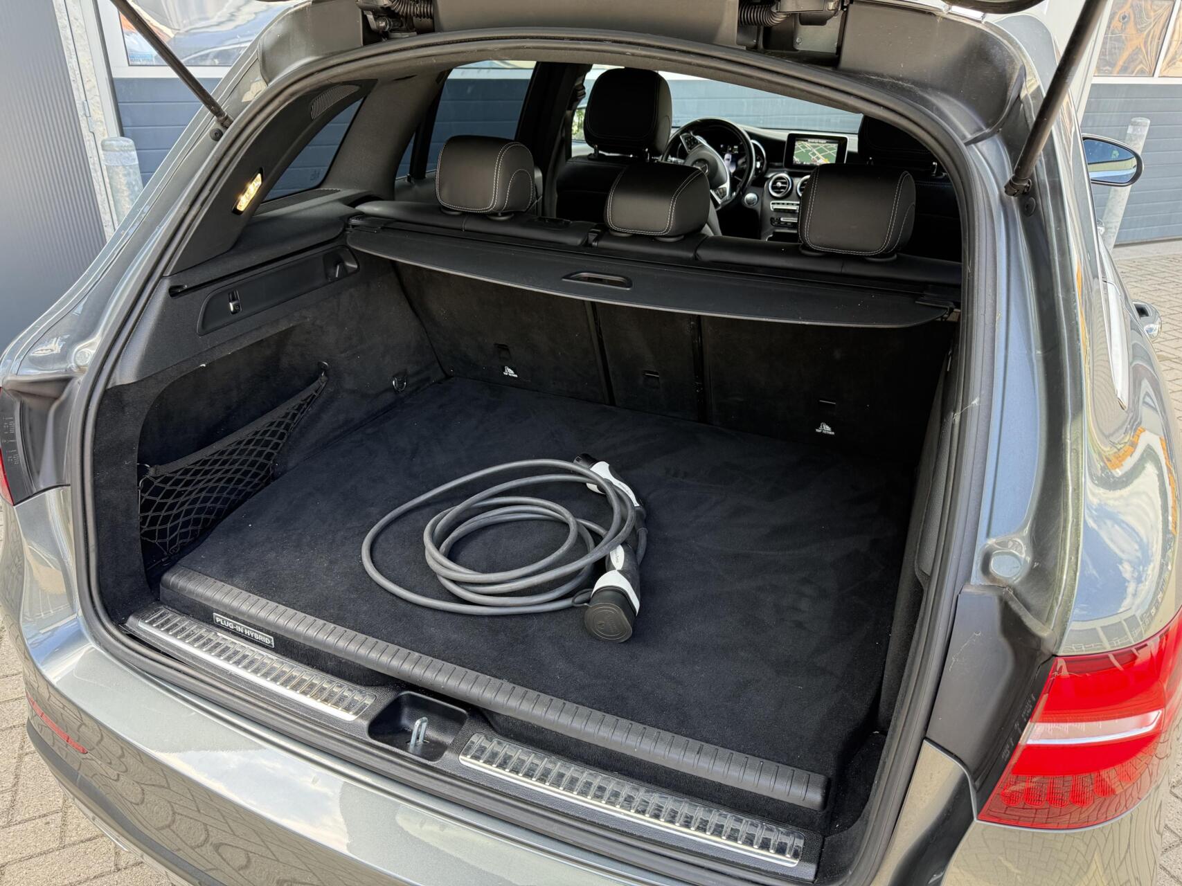 Foto van Mercedes-Benz GLC 350 E 4Matic