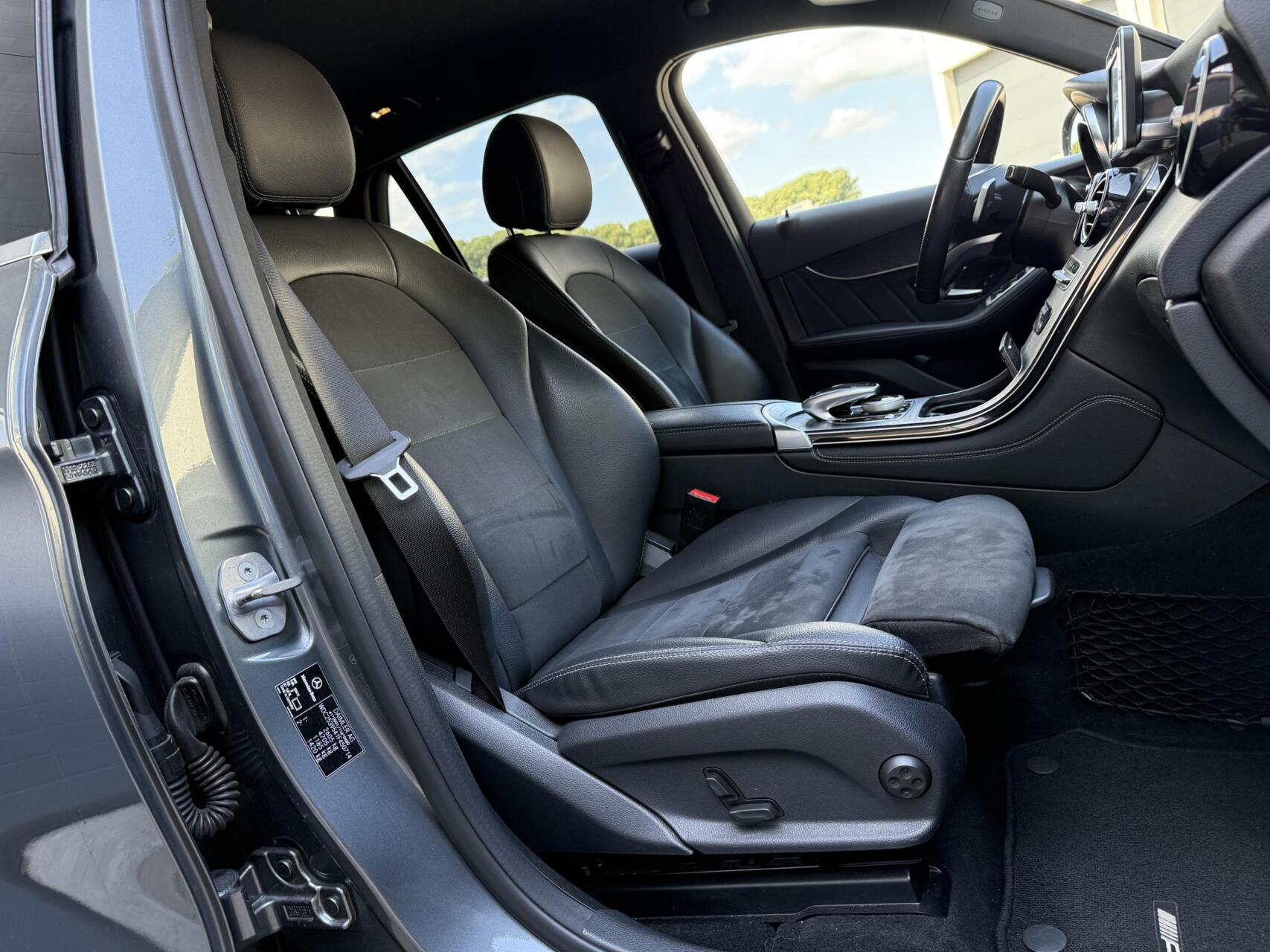Foto van Mercedes-Benz GLC 350 E 4Matic
