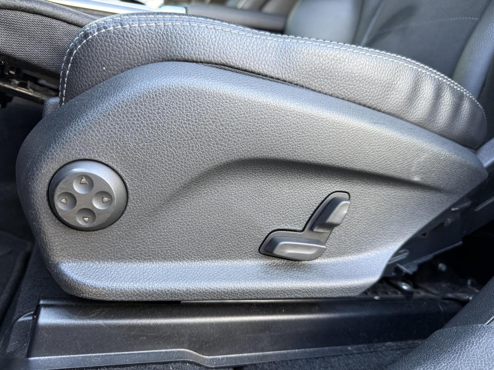 Foto van Mercedes-Benz GLC 350 E 4Matic