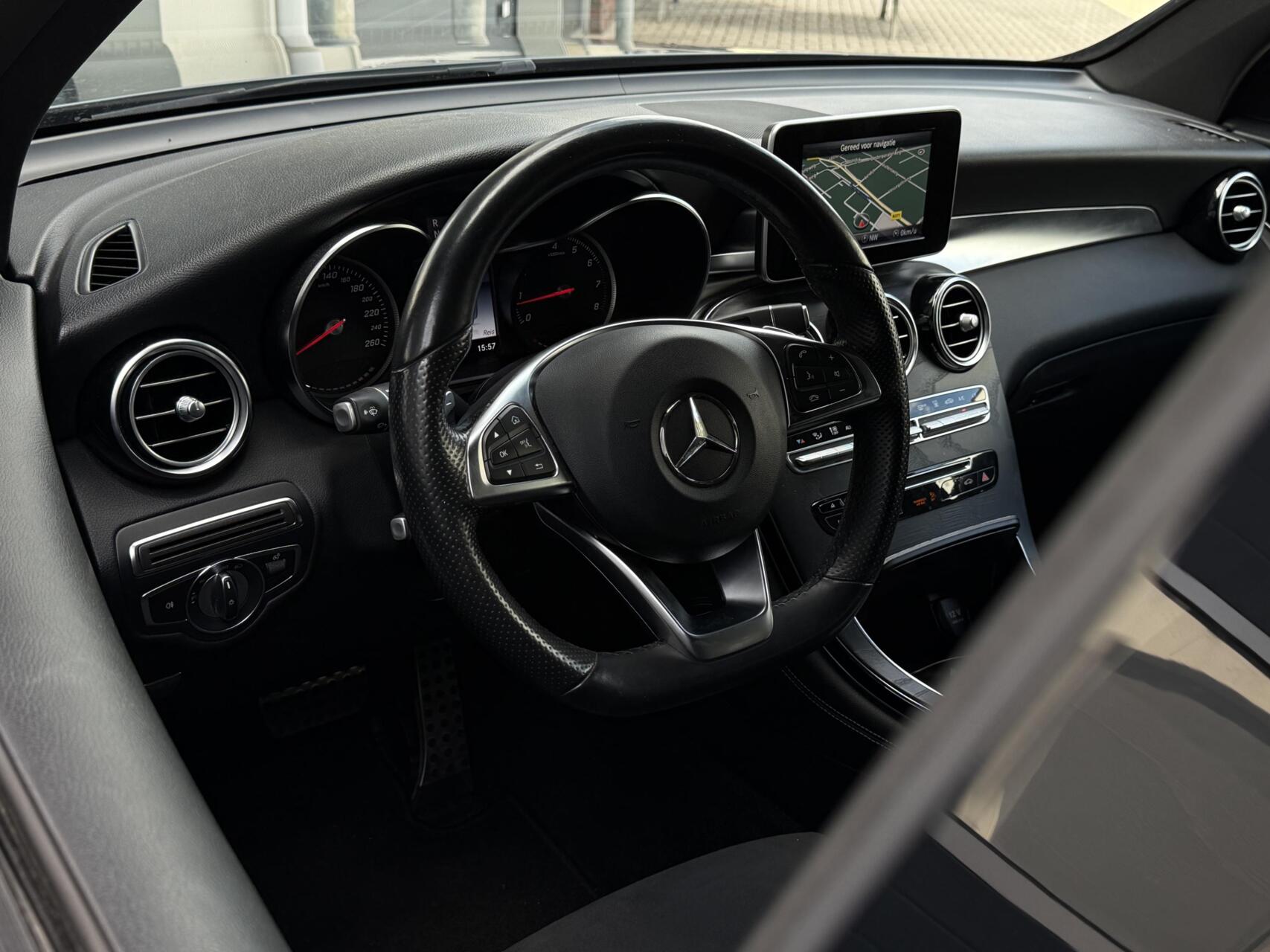 Foto van Mercedes-Benz GLC 350 E 4Matic