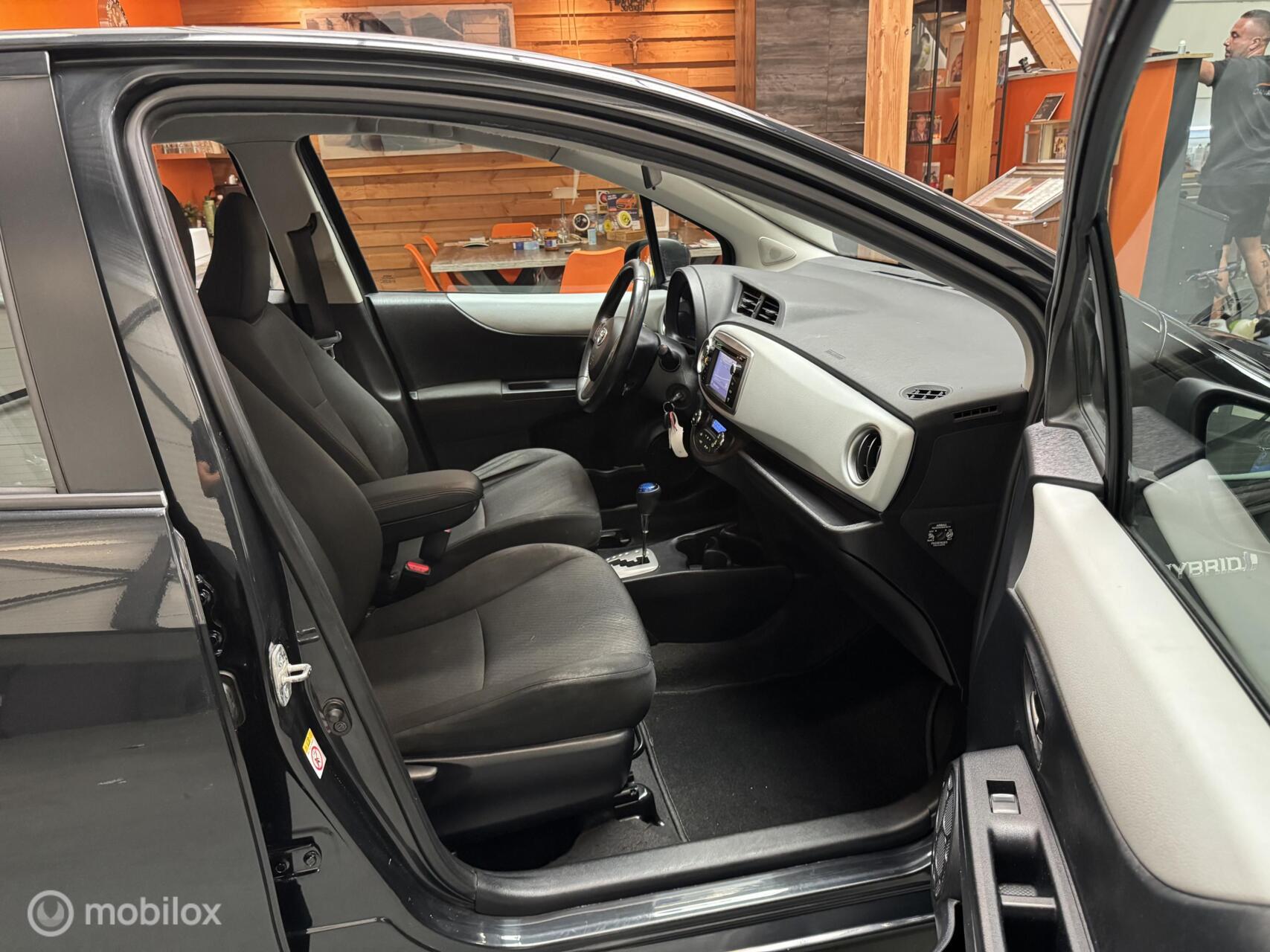 Foto van Toyota Toyota Yaris Hybrid