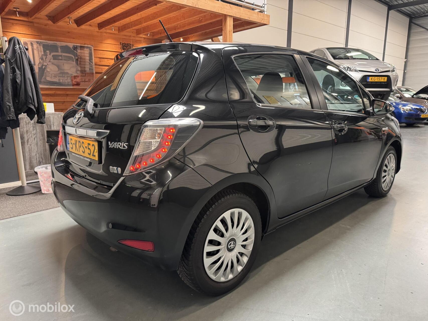 Foto van Toyota Toyota Yaris Hybrid