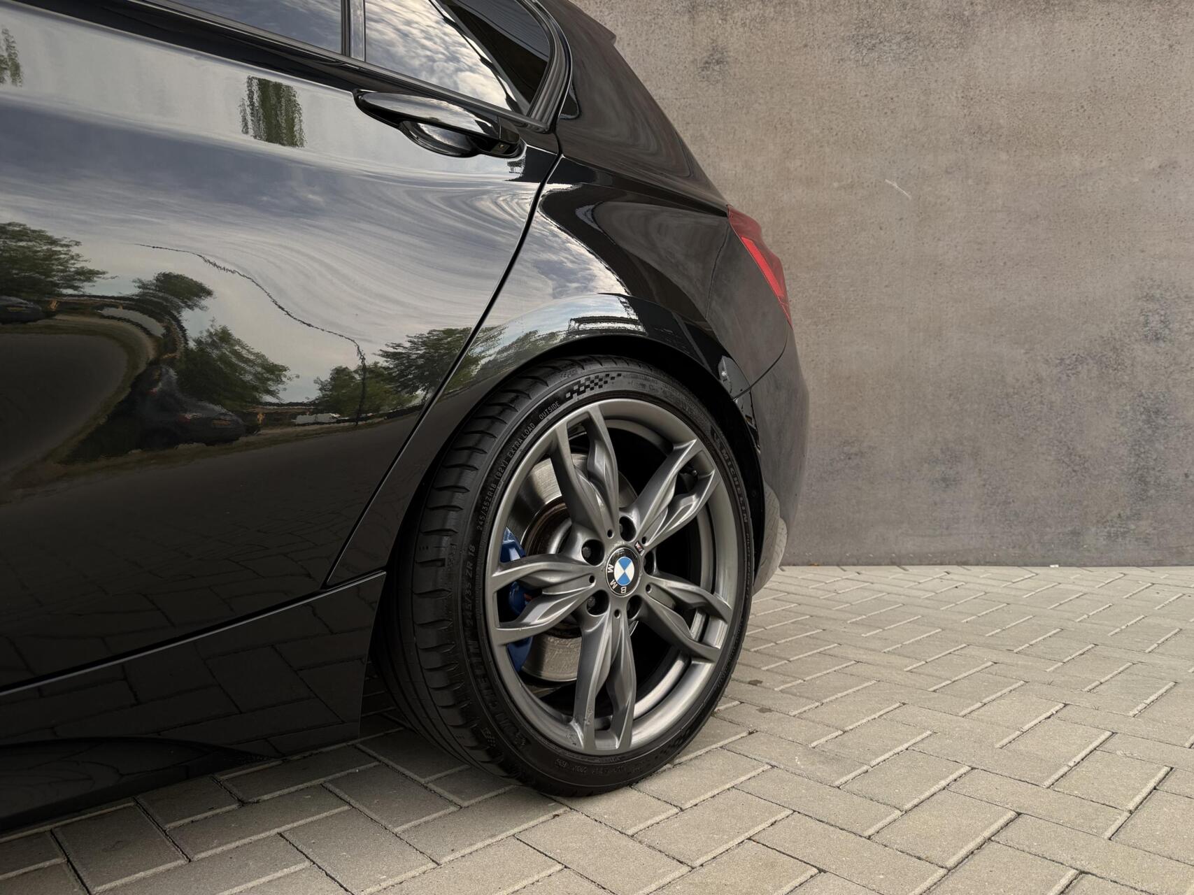 Foto van BMW M135i