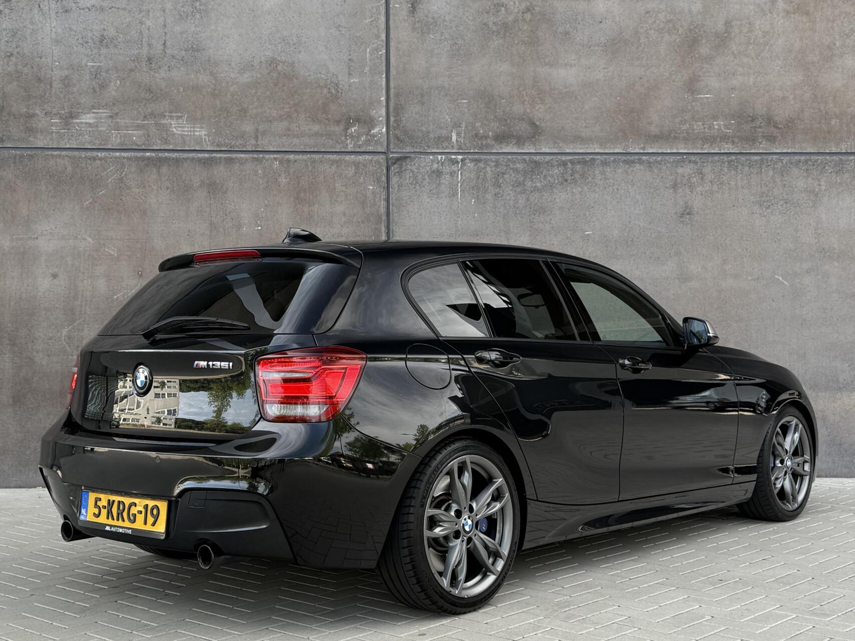 Foto van BMW M135i