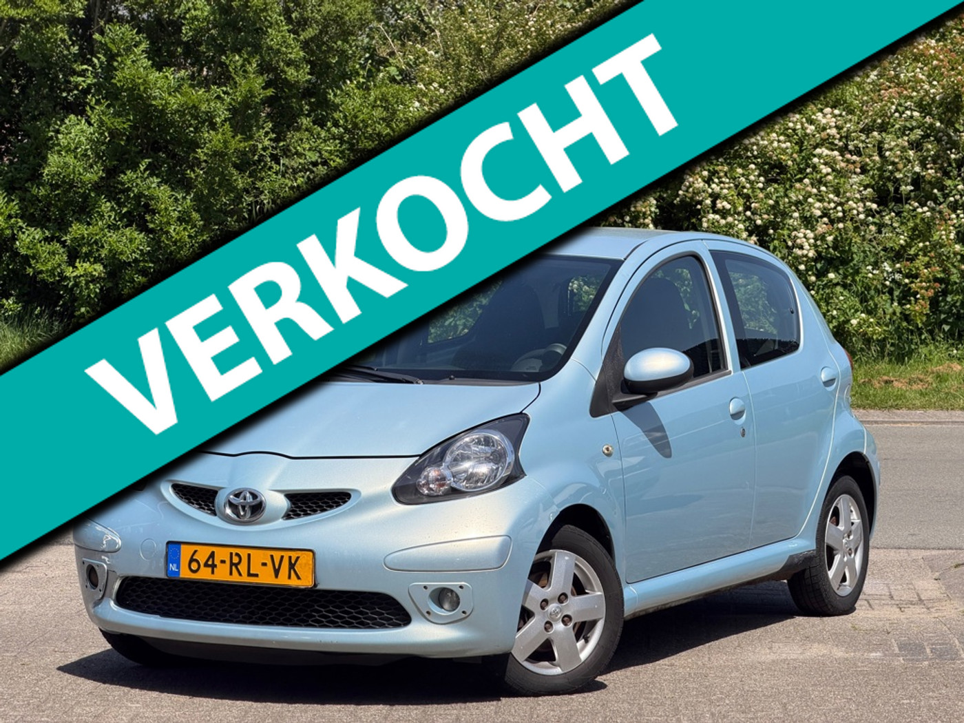 Toyota Toyota Aygo 1.0 / 5-DRS / AIRCO / ZUINIG 2005 - voorkant