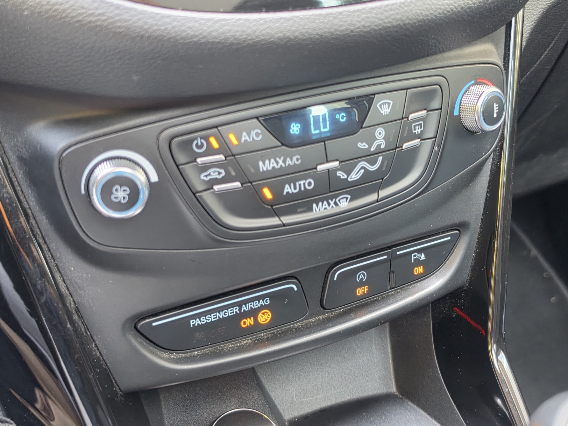 Foto van Ford B-max
