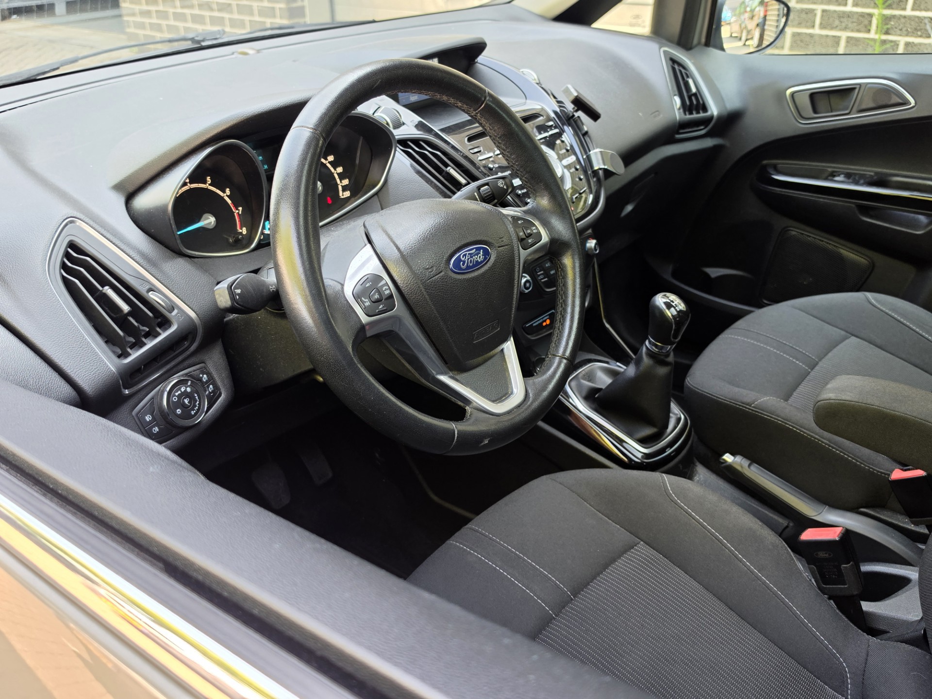 Foto van Ford B-max
