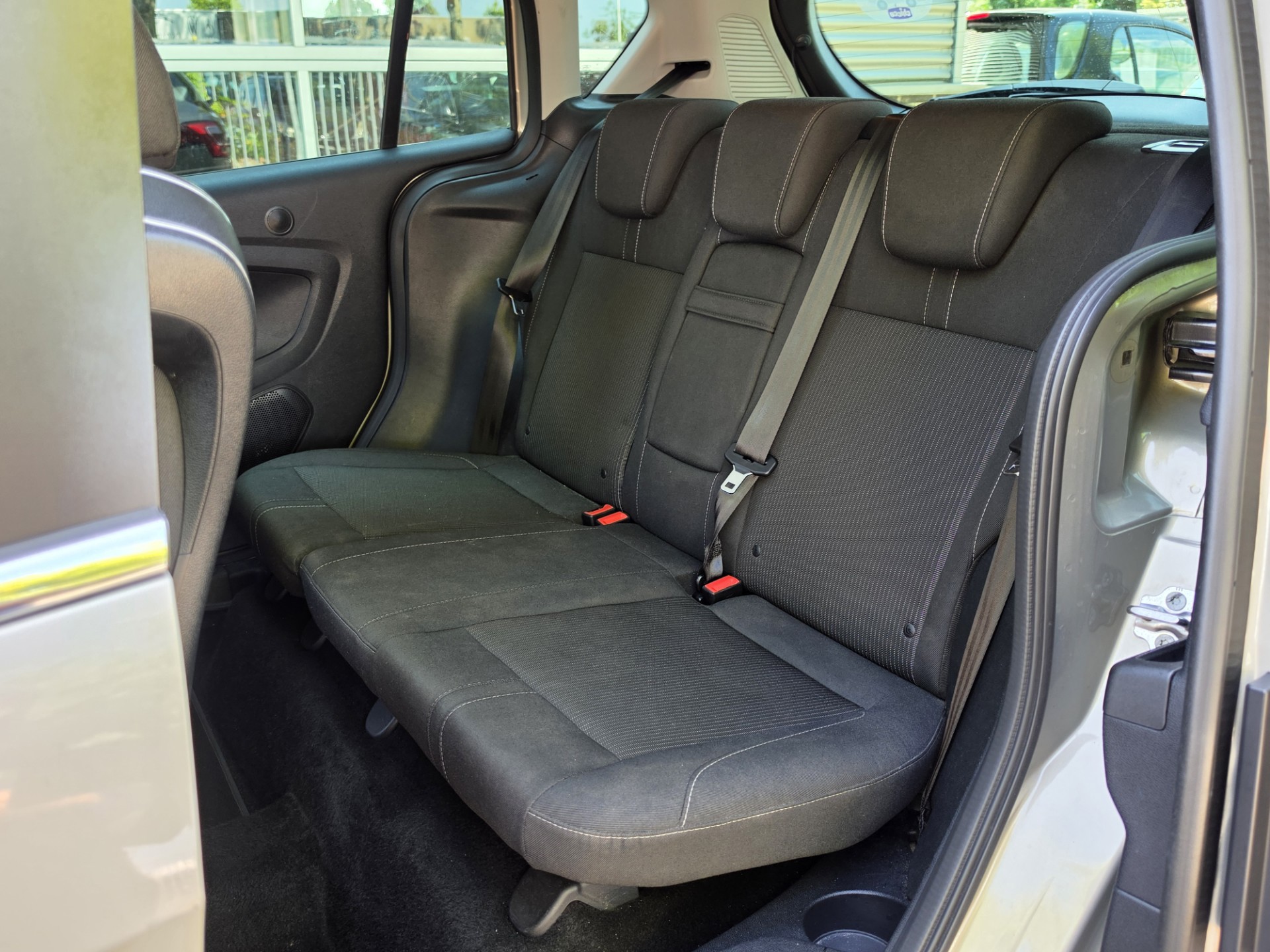 Foto van Ford B-max
