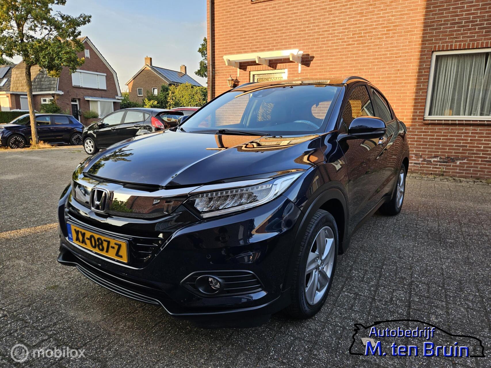 Honda Hr-v 1.5 i-VTEC Executive Facelift Midnight Blue Beam Metallic 2019 - voorkant