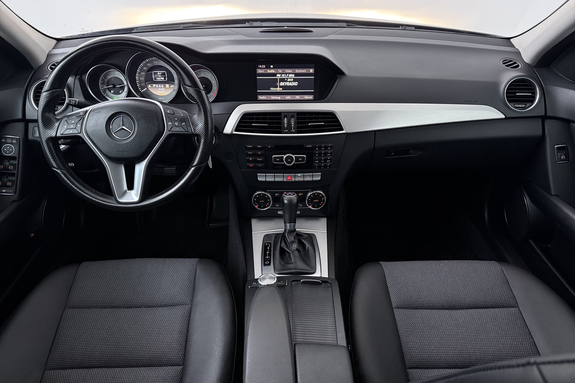 Foto van Mercedes-Benz C 180
