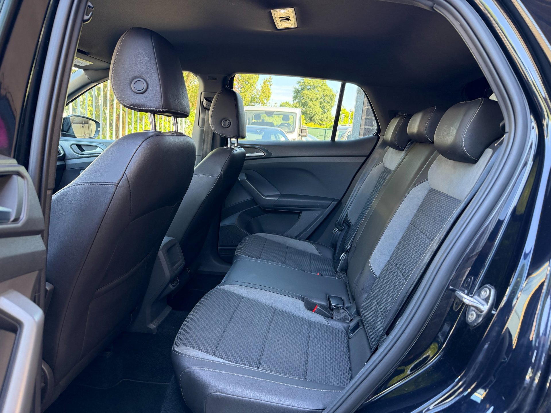 Foto van Volkswagen T-cross