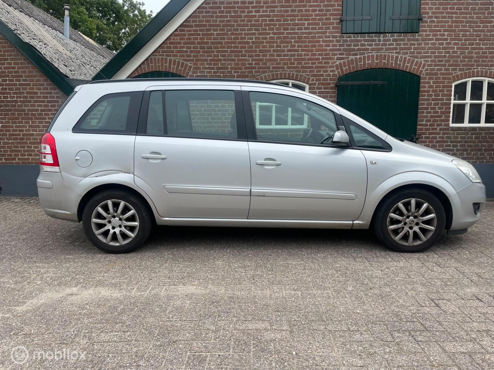 Foto van Opel Zafira