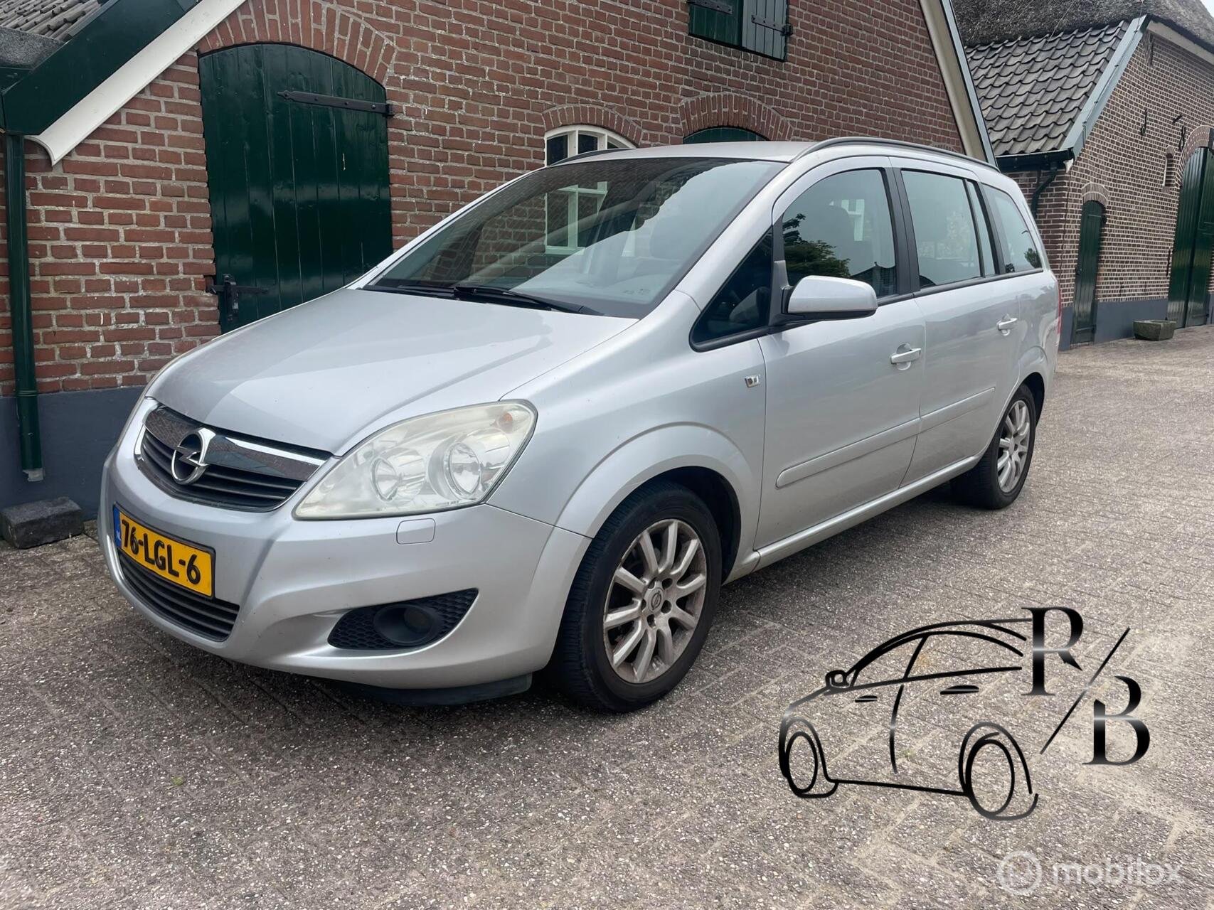 Opel Zafira 1.8 Selection 7 PERS AIRCO TREKHAAK 2009 - voorkant