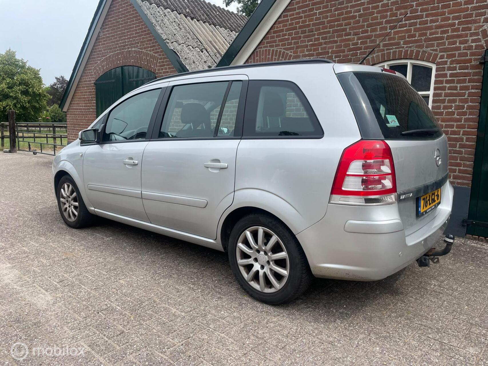 Foto van Opel Zafira