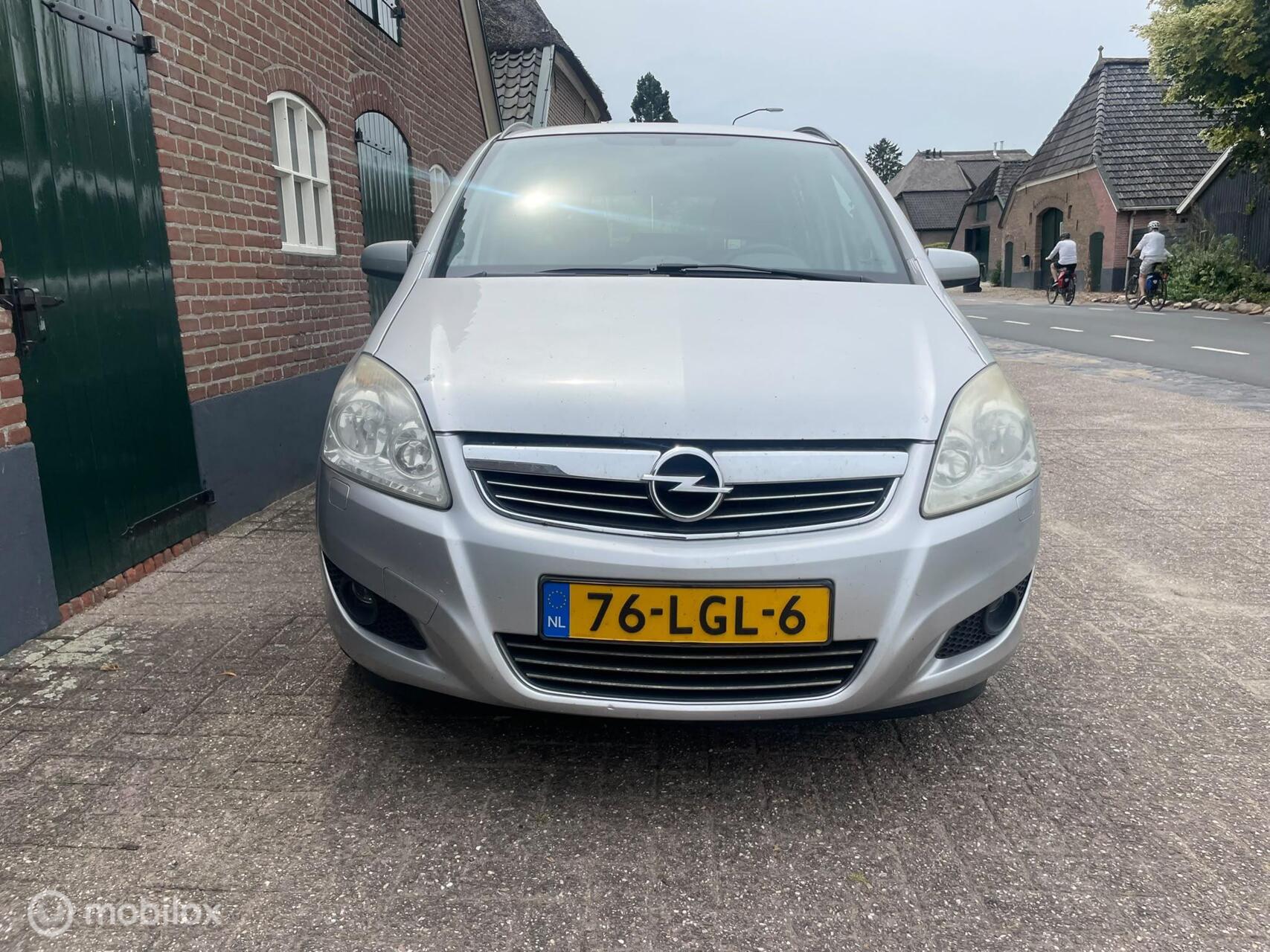 Foto van Opel Zafira