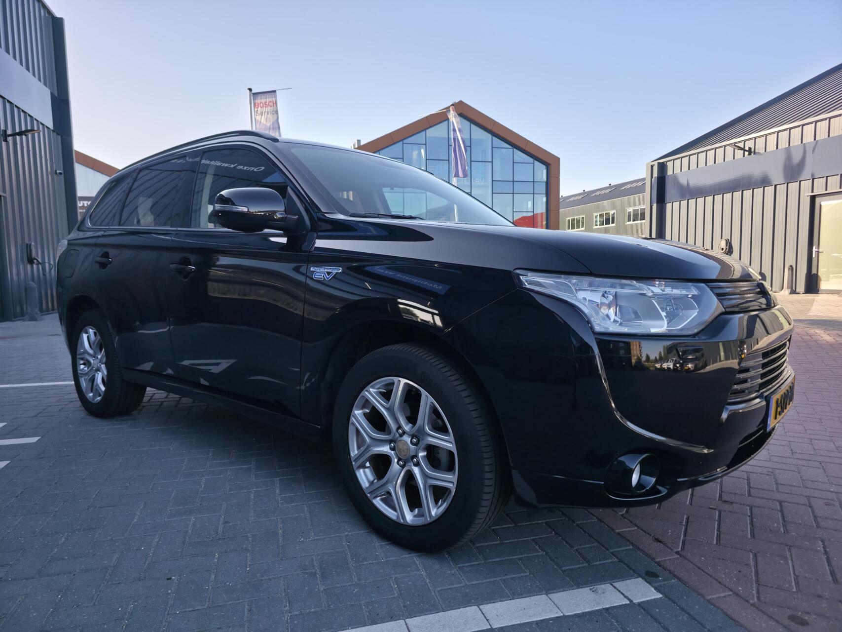 Foto van Mitsubishi Mitsubishi Outlander