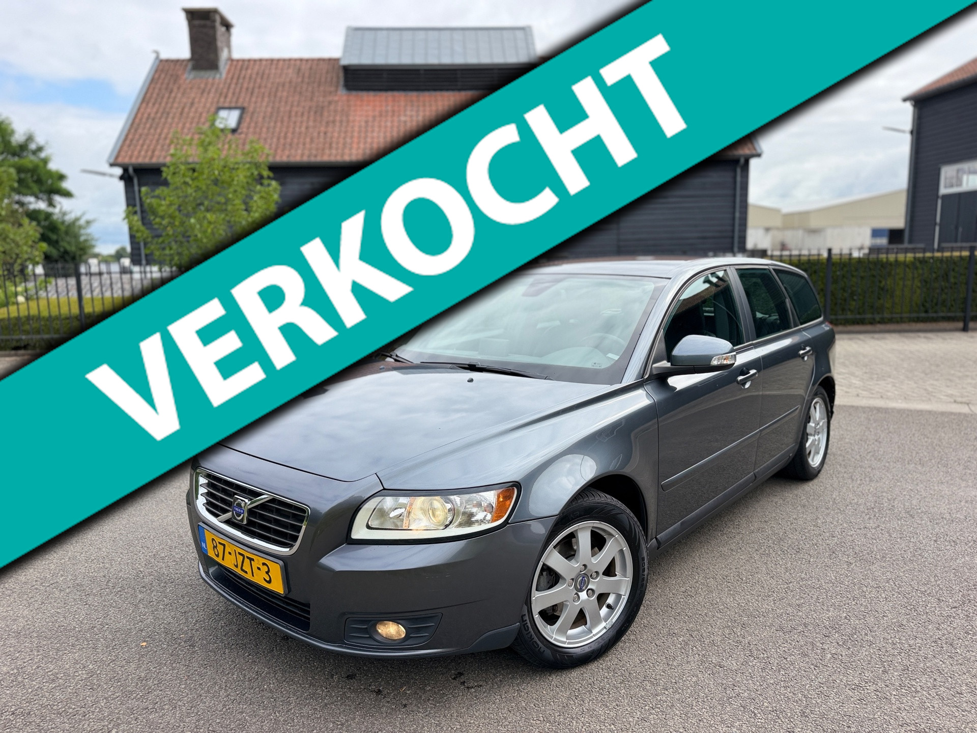 Volvo V50 1.6D S/S Sport Airco/Ecc Leer Navigatie Xenon Lm Velgen 2009 - voorkant